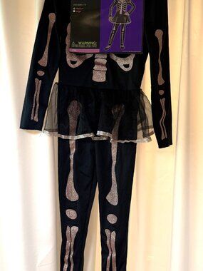NWT Totally Ghoul "Sassy Skeleton" Medium Girls Halloween Costume Ages 6-10